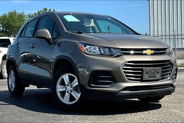 Used 2021 Chevrolet Trax LS with VIN KL7CJNSB2MB313399 for sale in Council Bluffs, IA