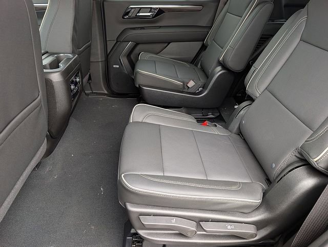 2026 Chevrolet Tahoe Premier - Photo 17