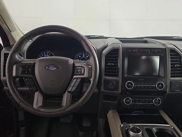 Used 2018 Ruby Red Metallic Ford XLT image 13