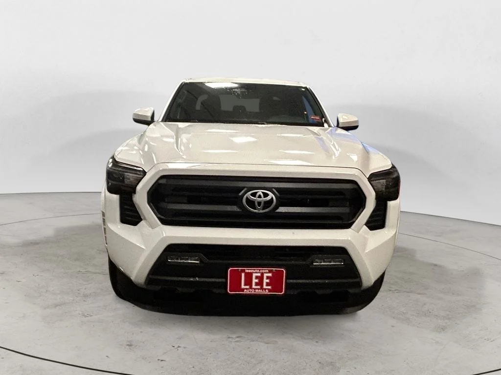 New 2026 Ice Cap Toyota SR5 image 8