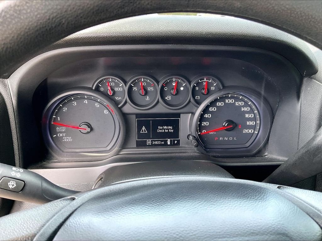 Used 2022 White GMC Pro image 15