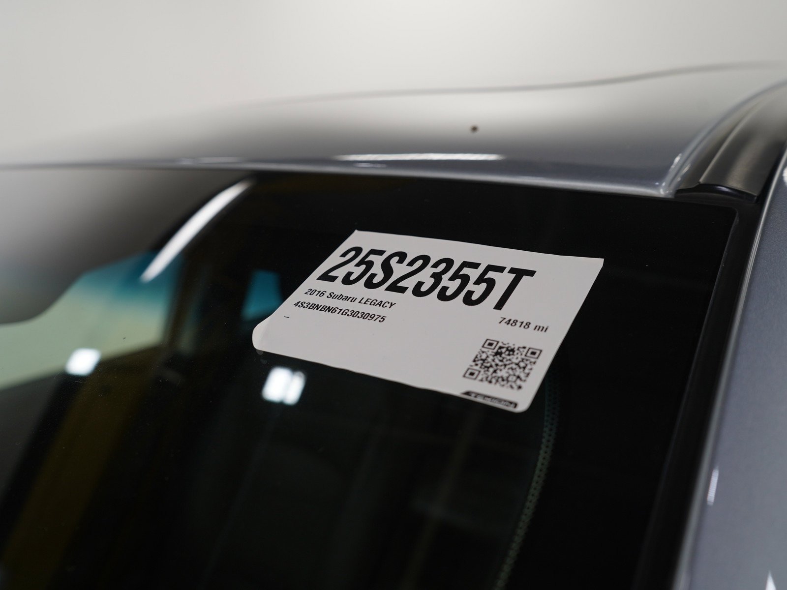 Used 2016 Ice Silver Metallic Subaru 2.5i image 29