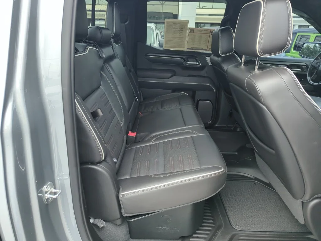 Used 2024 Silver GMC AT4X image 31