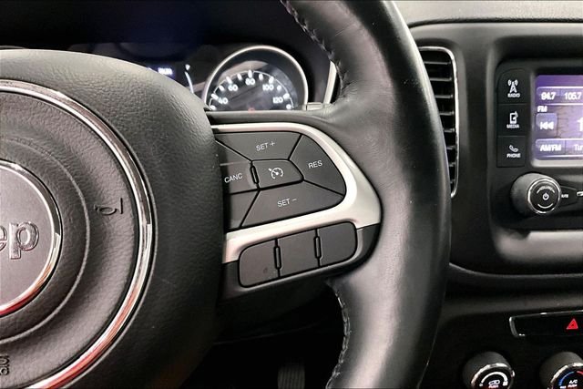 Used 2018 Olive Green Pearlcoat Jeep Sport image 27