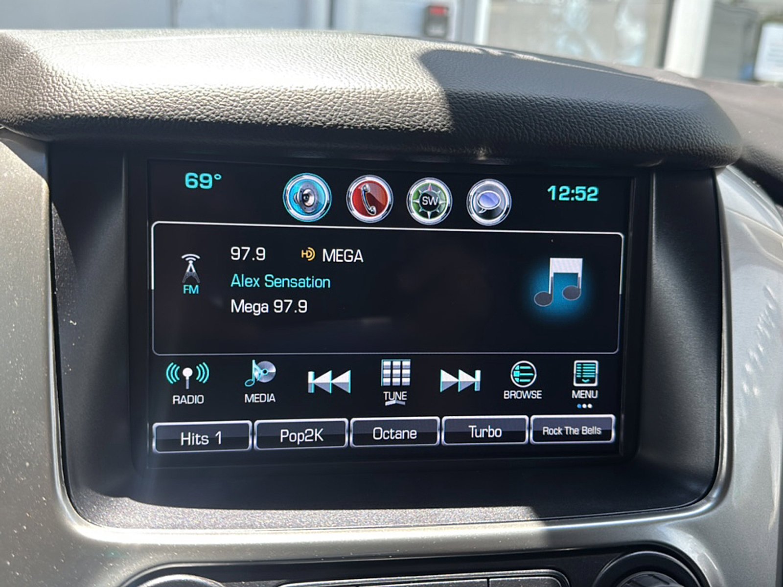 Certified Used 2019 BLUE VELVET METALLIC Chevrolet LT image 36