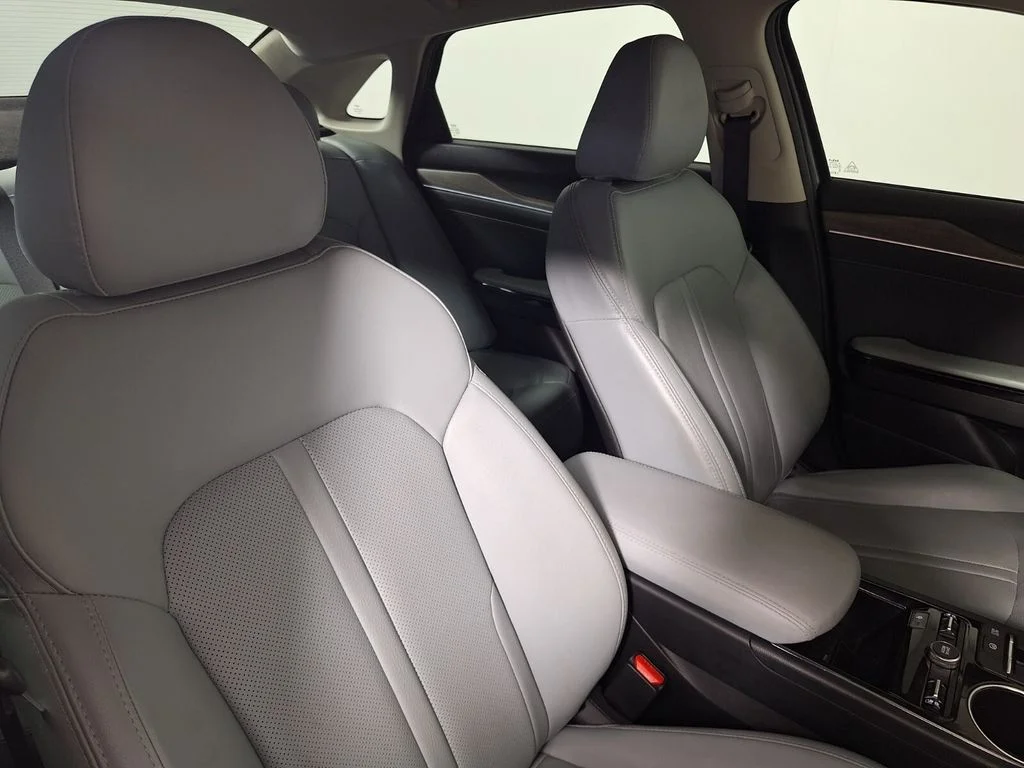 Used 2024 Gray Kia EX image 27