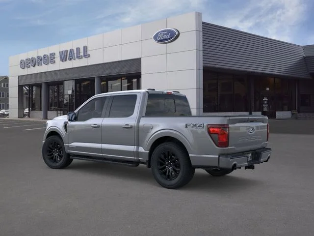 New 2026 Carbonized Gray Metallic Ford XLT image 4