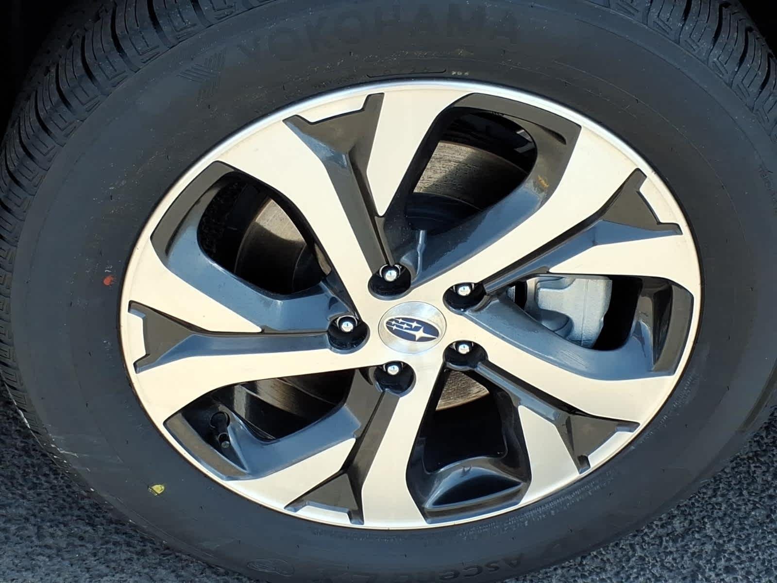 Used 2022 Brilliant Bronze Metallic Subaru Limited image 12