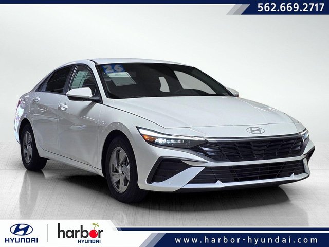2026 Hyundai ELANTRA SE