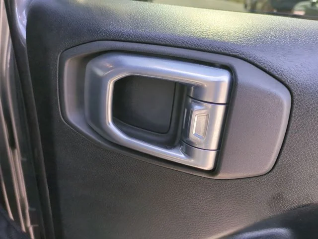 Used 2021 Gray Jeep Unlimited Willys image 31