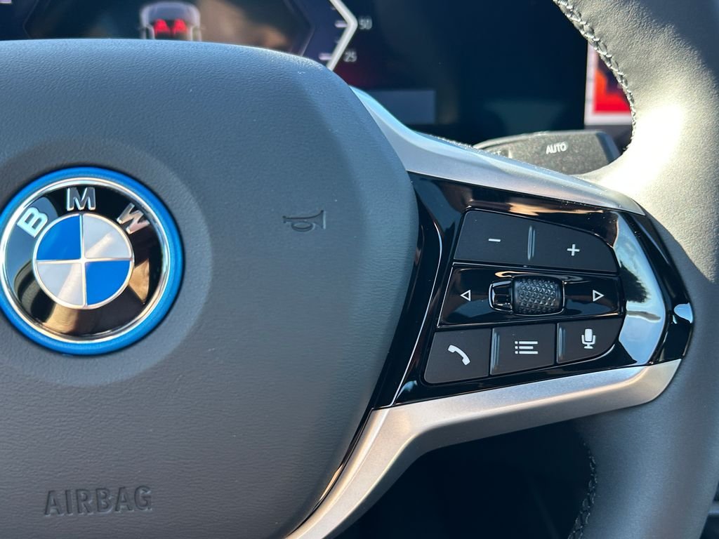 New 2026 Skyscraper Grey Metallic BMW eDrive40 image 20