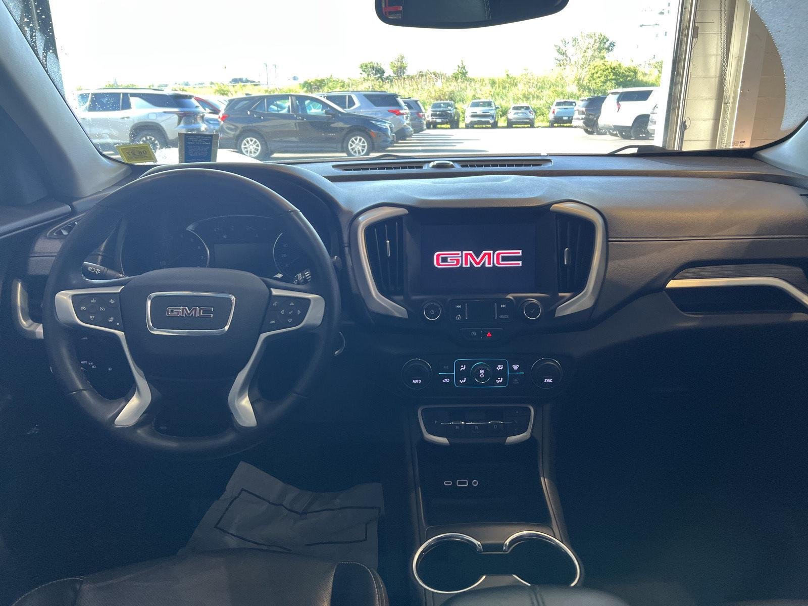 Used 2023 Summit White GMC SLT image 12
