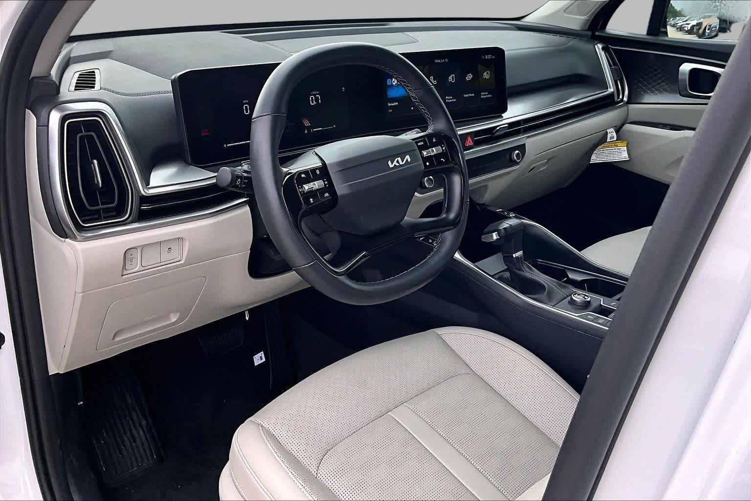 Used 2026 Glacial White Pearl Kia S image 16