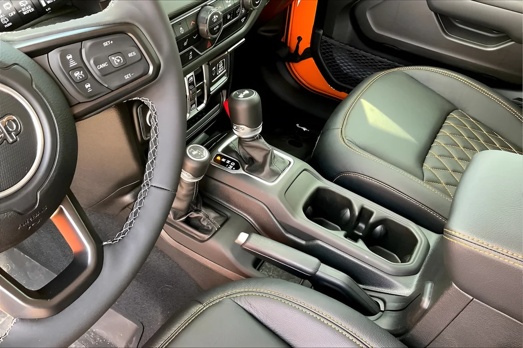 2025 Jeep Wrangler 4-Door Sport S - Photo 8