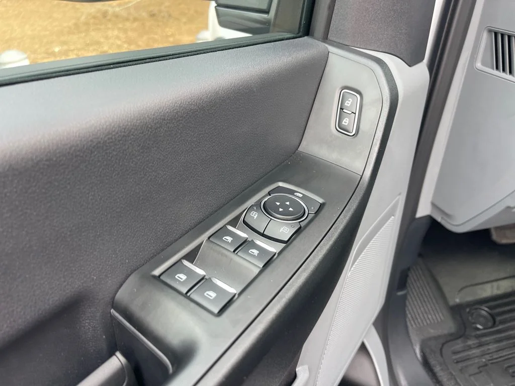 2026 Ford F-450 Super Duty Chassis Cab XL - Photo 6