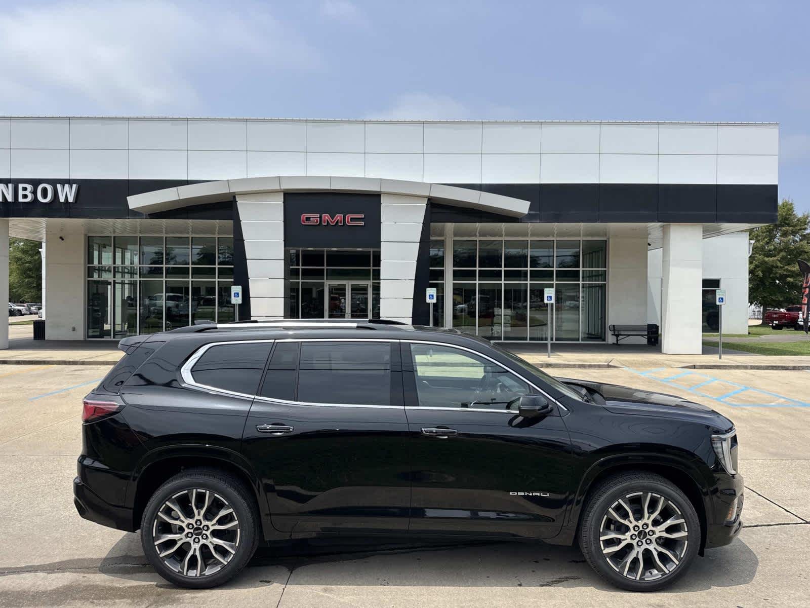 2026 GMC Acadia Denali Ultimate AWD's photo