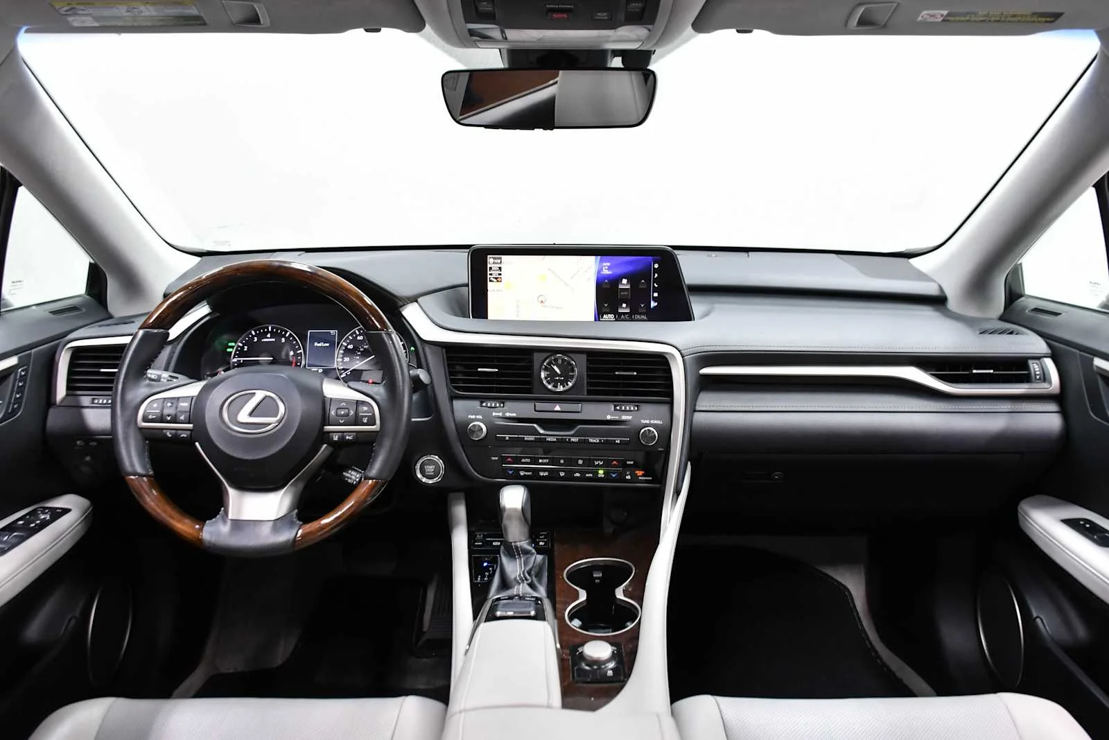 Used 2016 Silver Lining Metallic Lexus  image 18