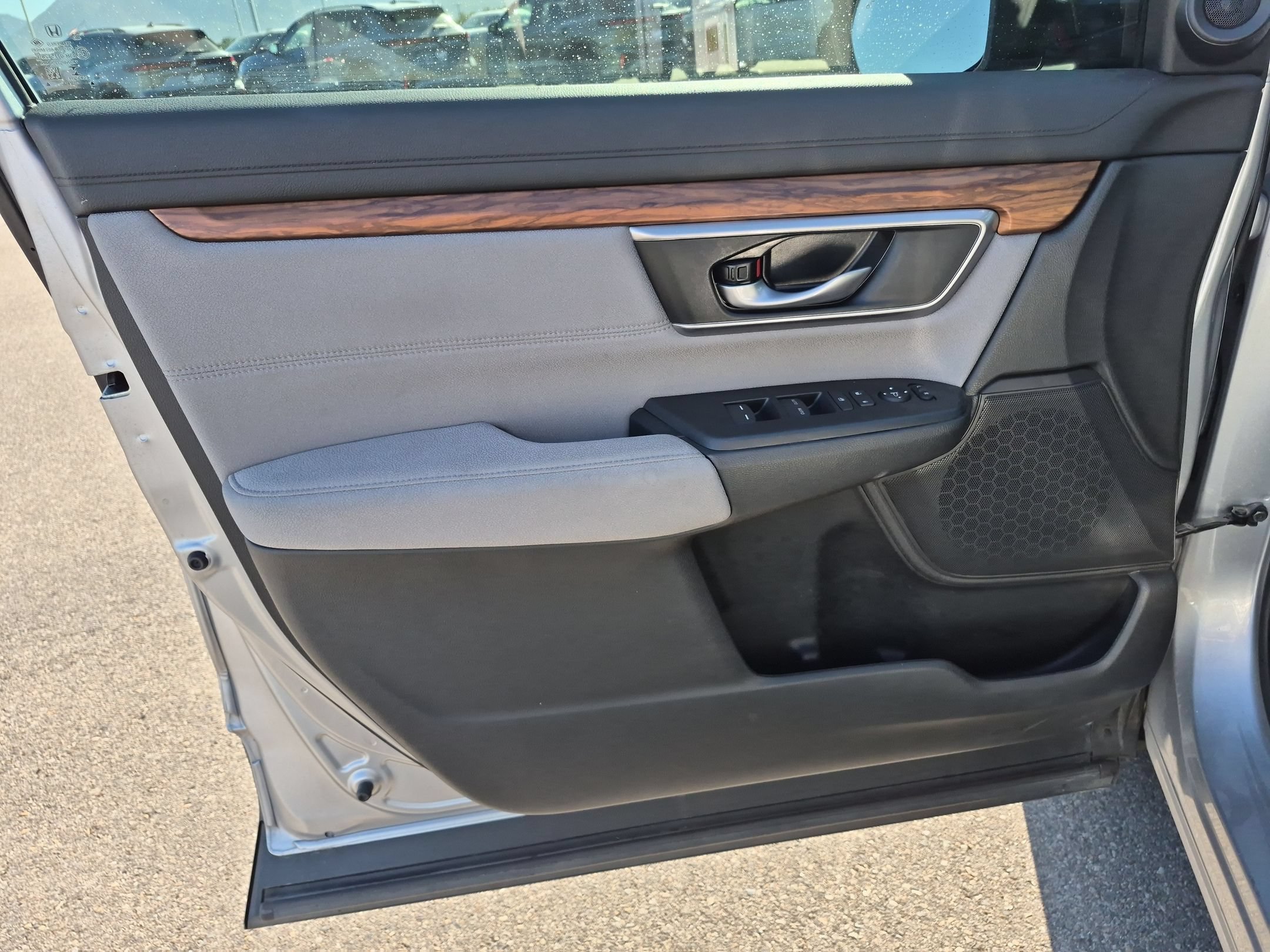 Used 2021 Silver Honda EX image 12