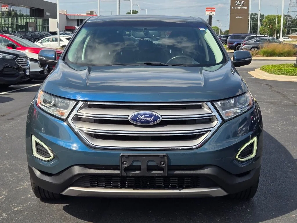 Used 2016 Blue Ford SEL image 2
