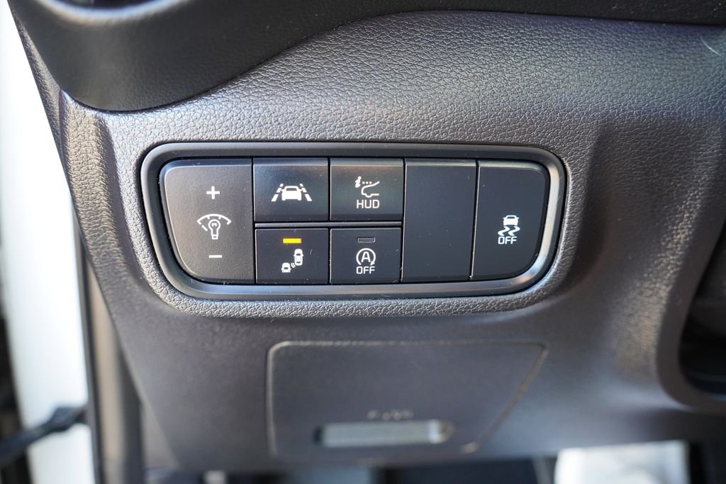 Certified Used 2020 White Kia GT-Line Turbo image 24