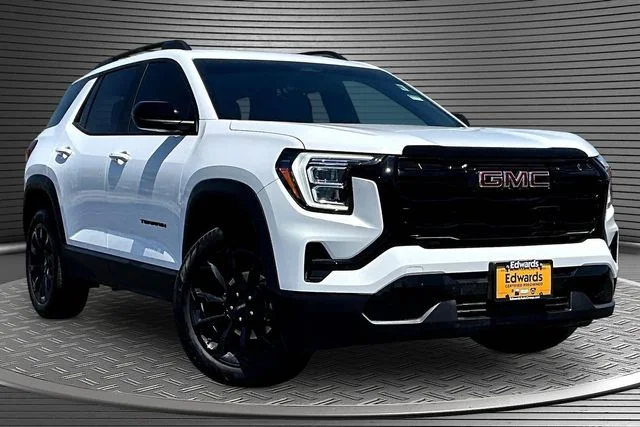 Used 2025 White GMC Elevation image 3