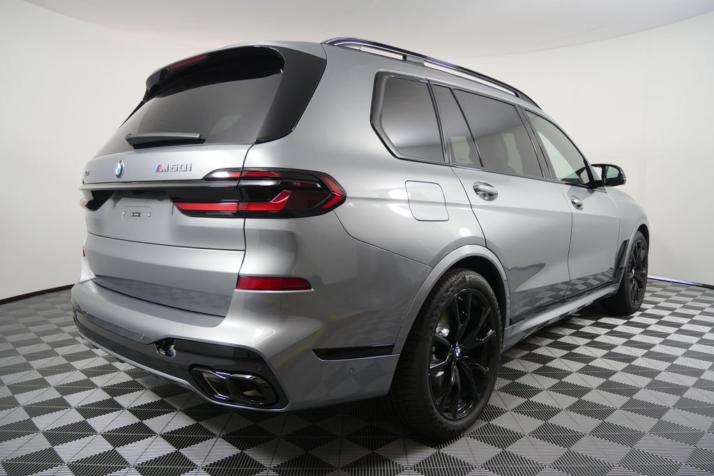 2026 Bmw X7 M60i photo 3