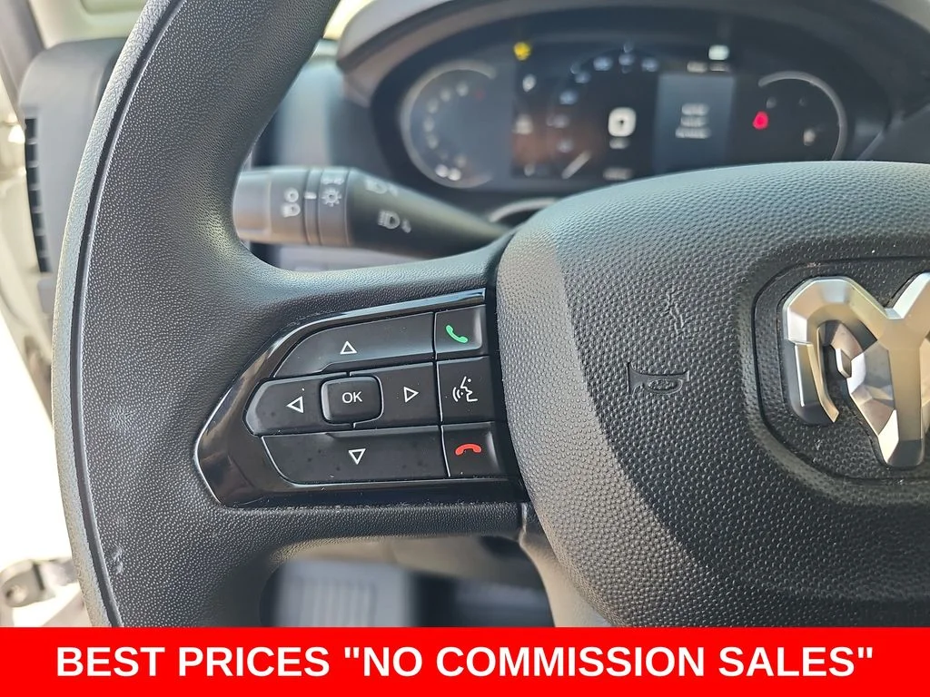 Used 2025 White Ram Base image 16