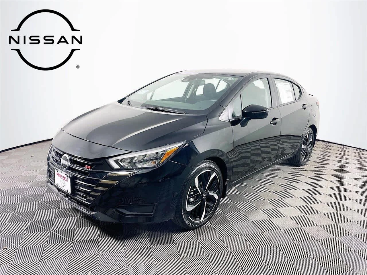 2025 Nissan Versa 1.6 SR CVT's photo