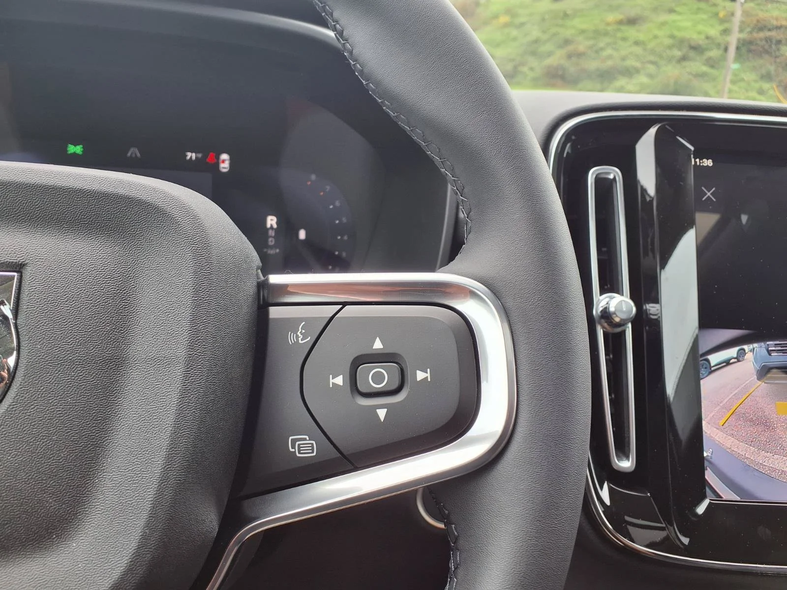 New 2026 Forest Lake Volvo Core image 9
