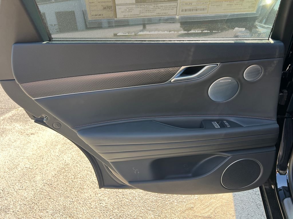 New 2025 Black Genesis 3.5T SPORT PRESTIGE image 22