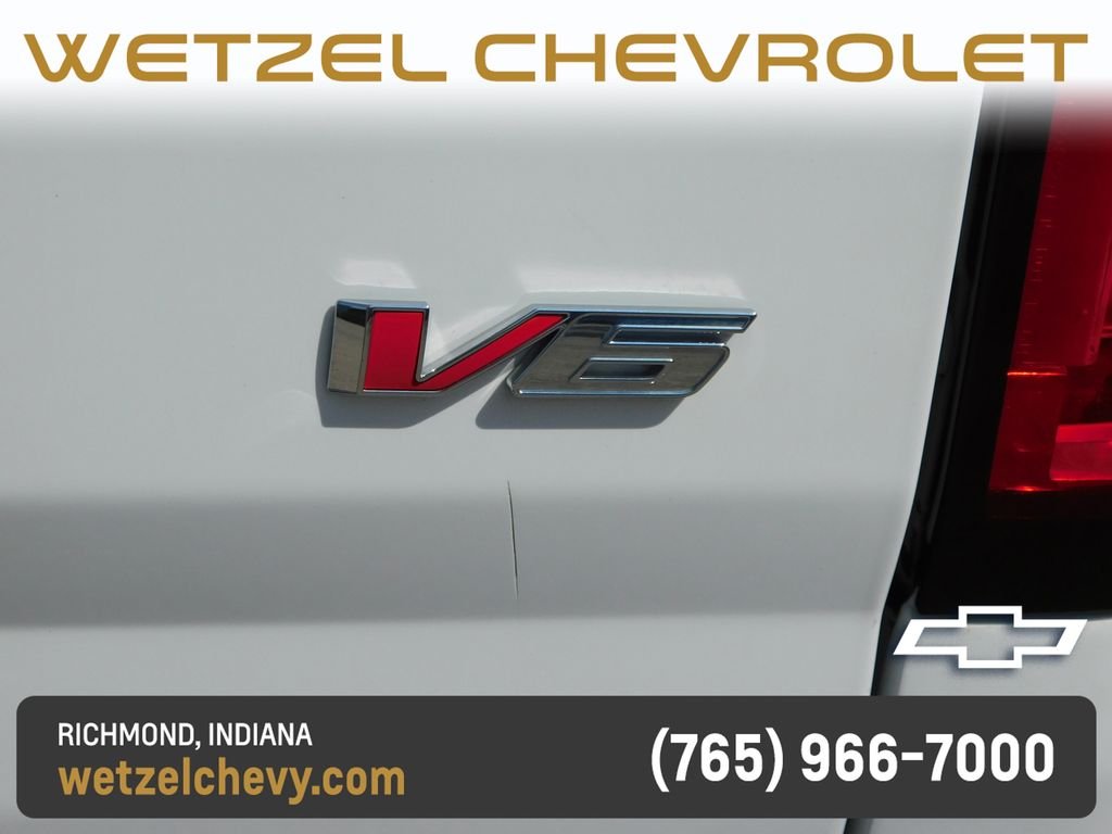 Used 2022 White Chevrolet LT image 39