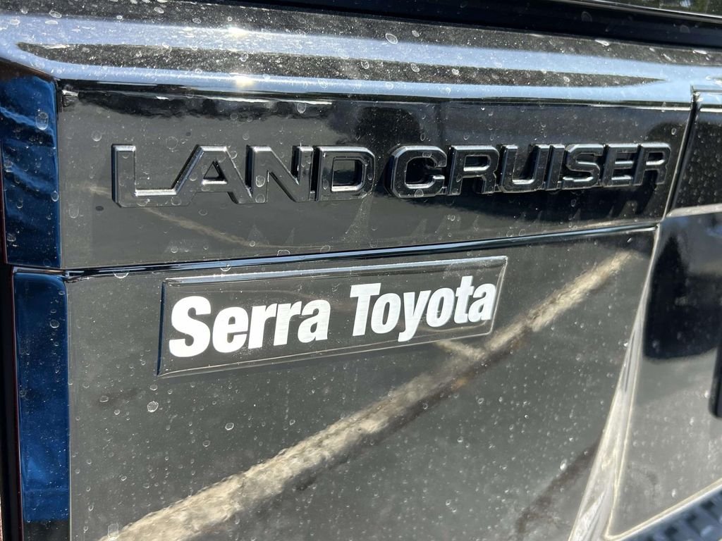 New 2027 Inked Toyota Land Cruiser image 12
