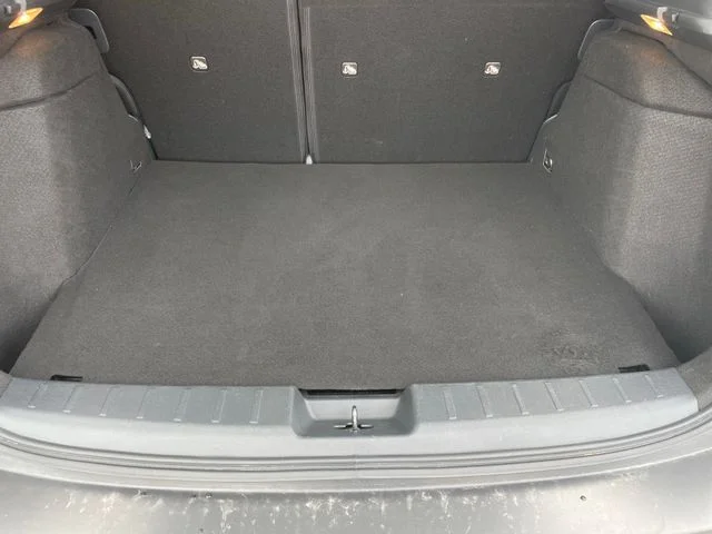Used 2025 Black Nissan SR image 23