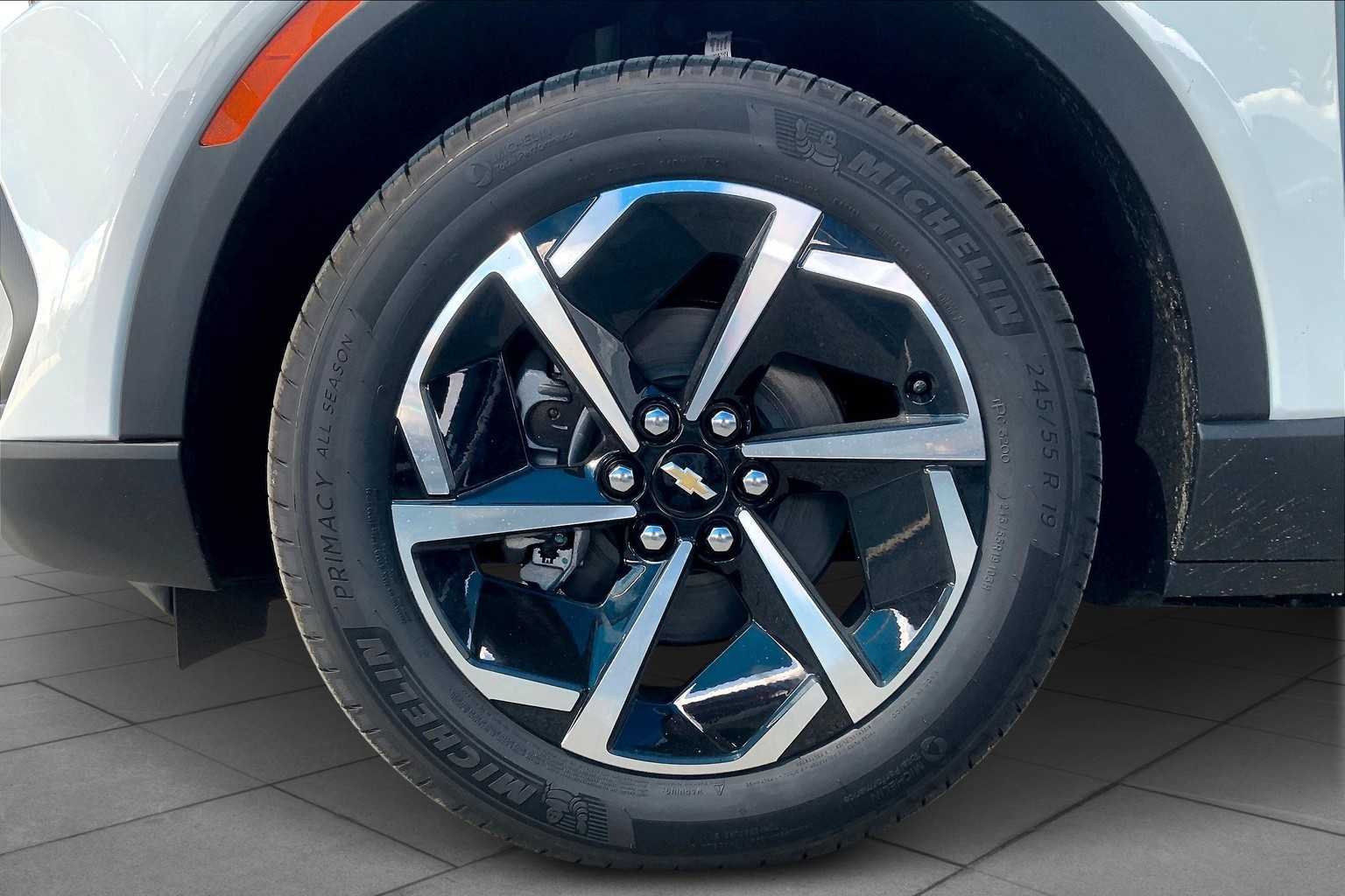 2026 Chevrolet Equinox EV 2LT - Photo 11