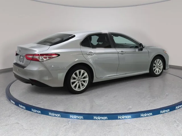 Used 2018 Celestial Silver Metallic Toyota LE image 6