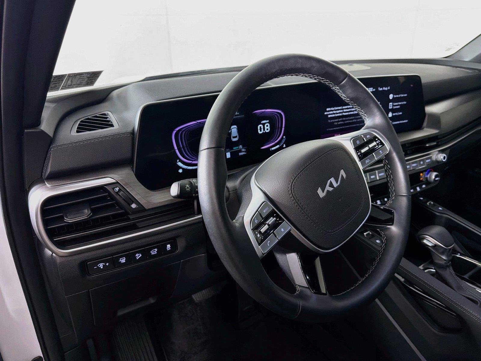 Used 2025  Kia EX X-Line image 16