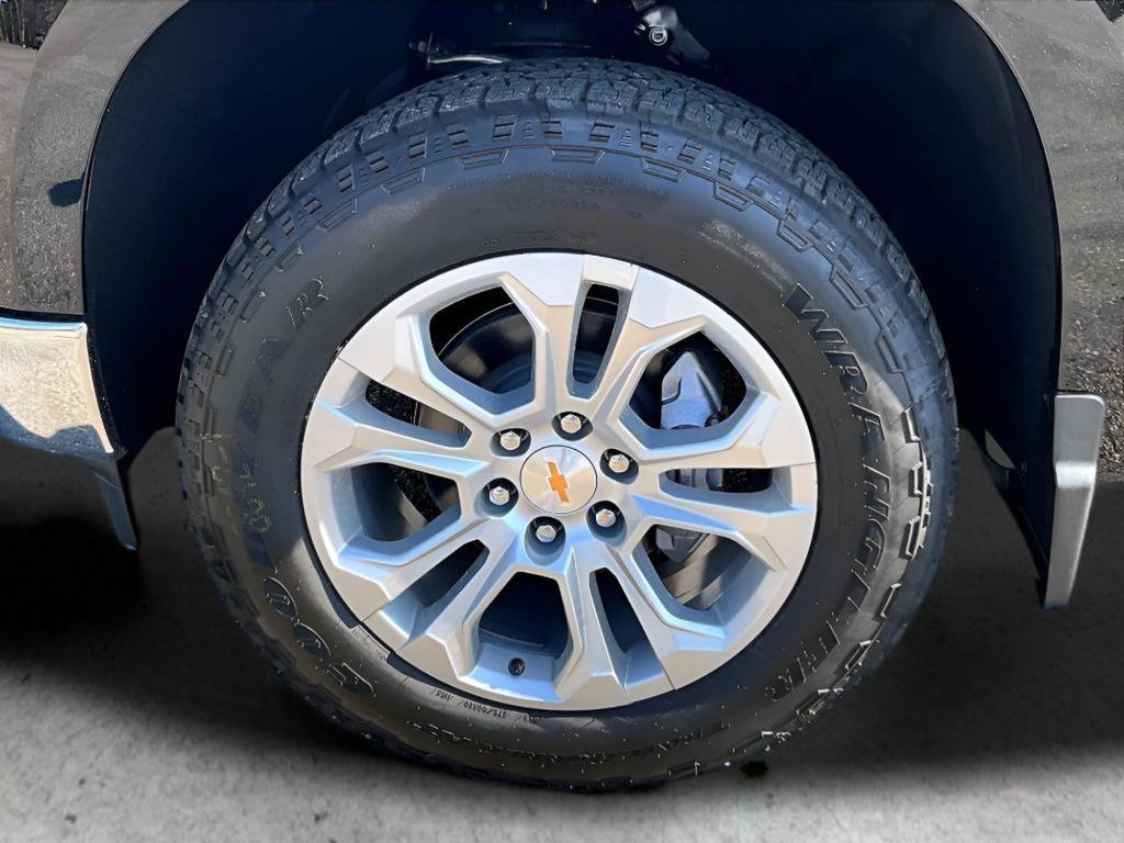 New 2026 Chevrolet Silverado 1500 LTZ 4D Crew Cab