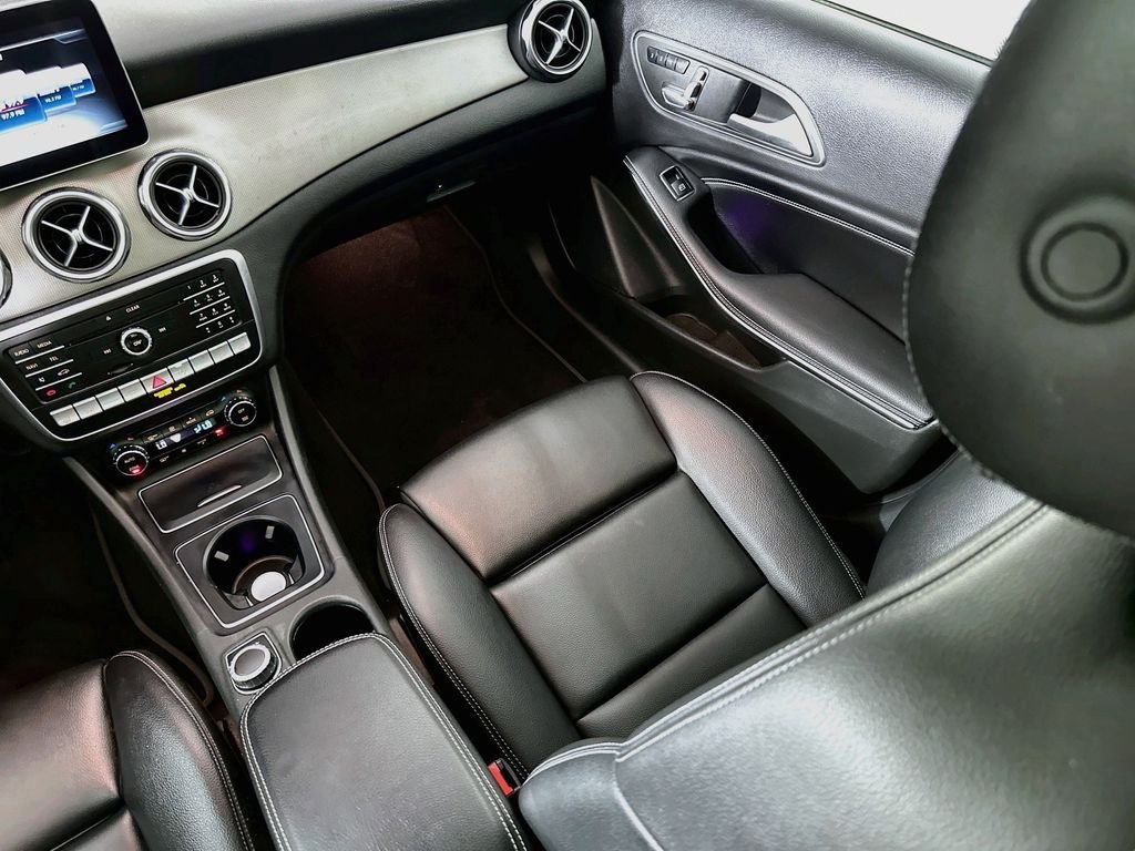 Certified Used 2020 Black Mercedes-Benz GLA 250 image 20
