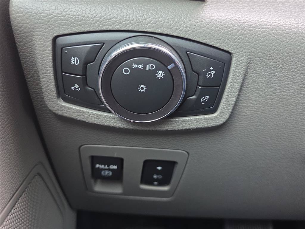 Used 2019 Magnetic Ford XLT image 18