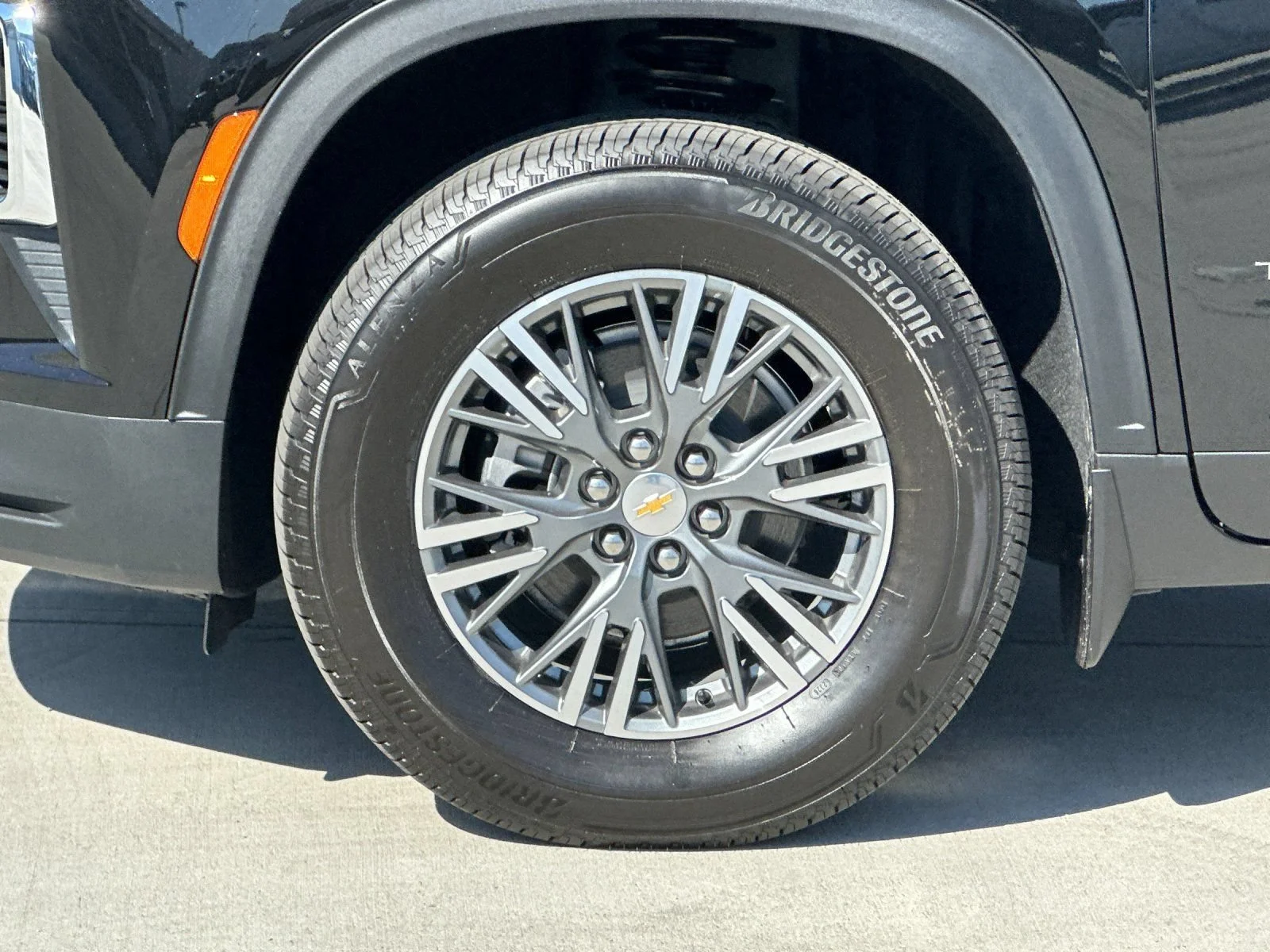New 2026 Mosaic Black Metallic Chevrolet LT image 27