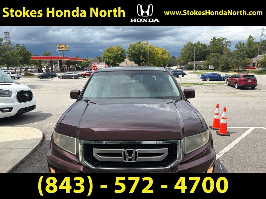 Used 2010 Red Honda RTL image 3