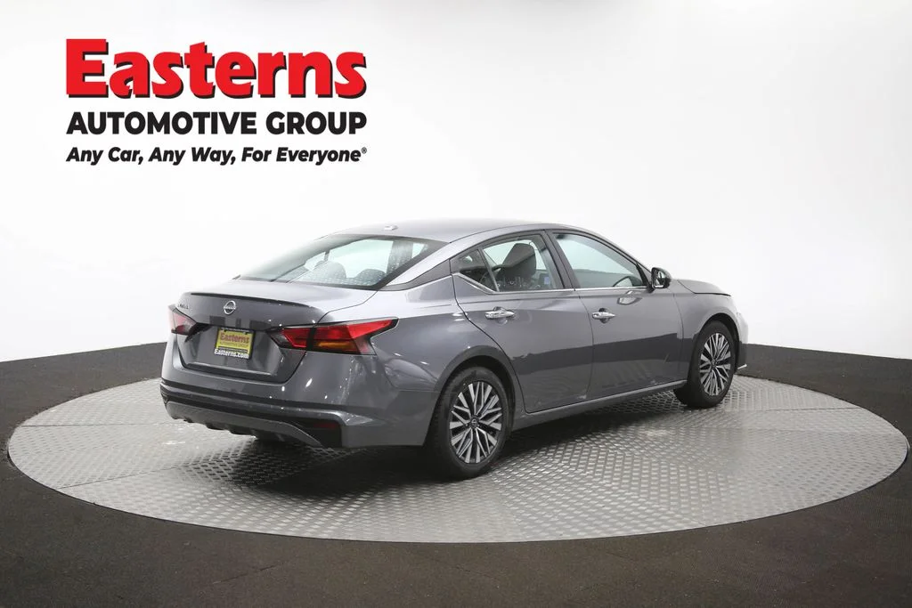 Used 2025 Gray Nissan 2.5 SV image 40