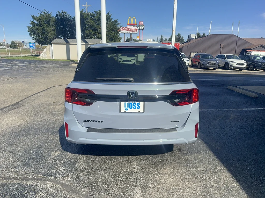New 2027 Sonic Gray Pearl Honda Sport-L image 6