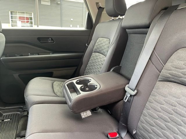 Used 2023 Gun Metallic Nissan SV image 21