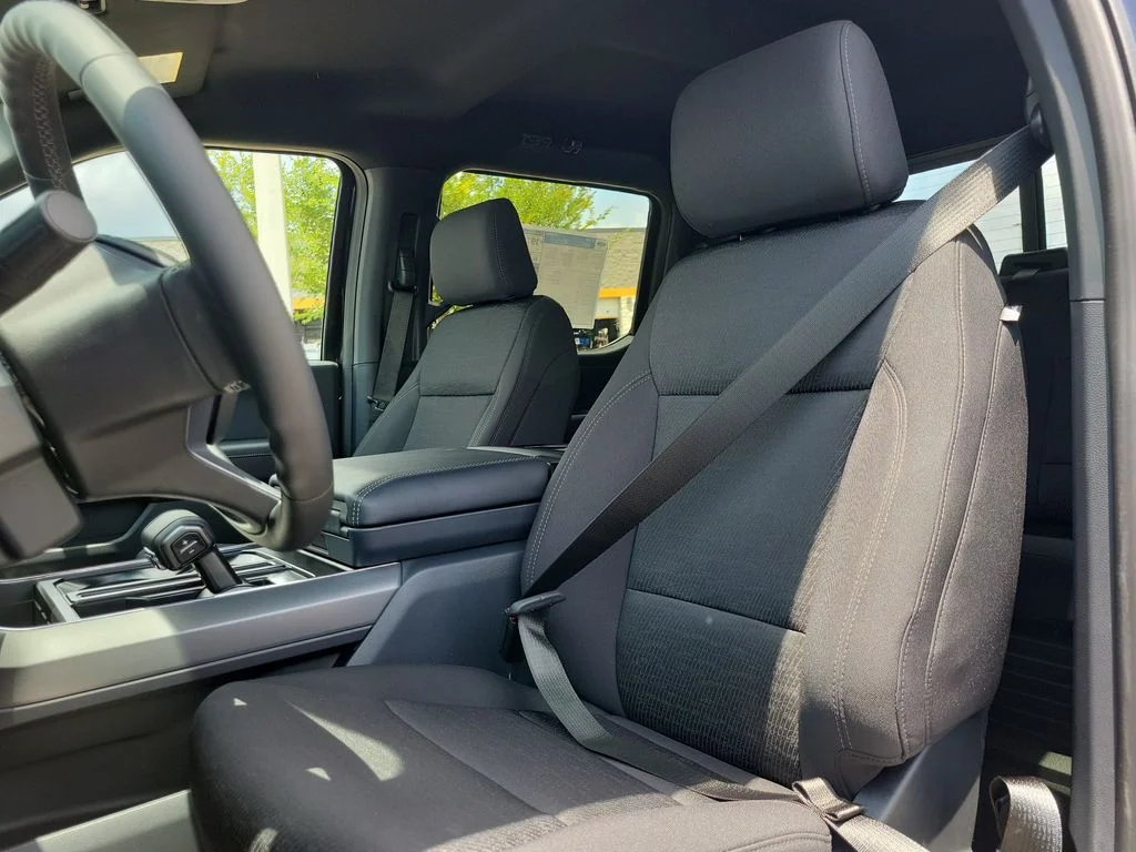 New 2026 Agate Black Metallic Ford XLT image 17