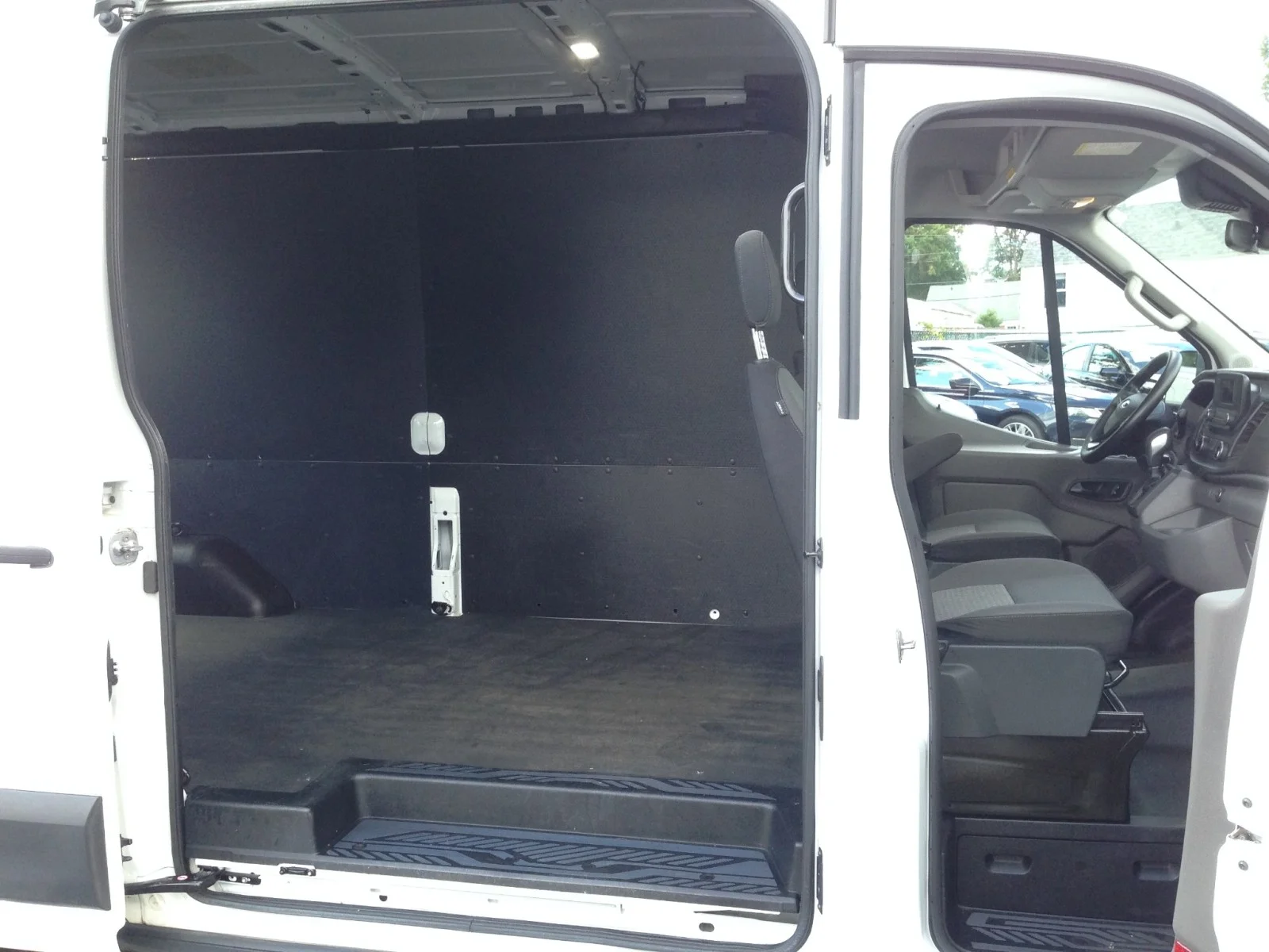 Used 2020 Oxford White Ford w/ rearCam image 40