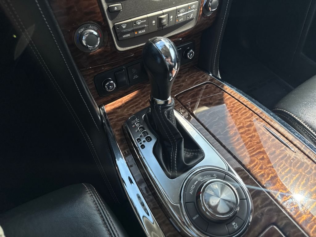 Used 2020 Gray Nissan Platinum image 29