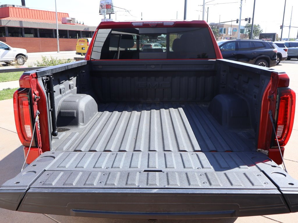 2025 GMC Sierra 1500 AT4 - Photo 7
