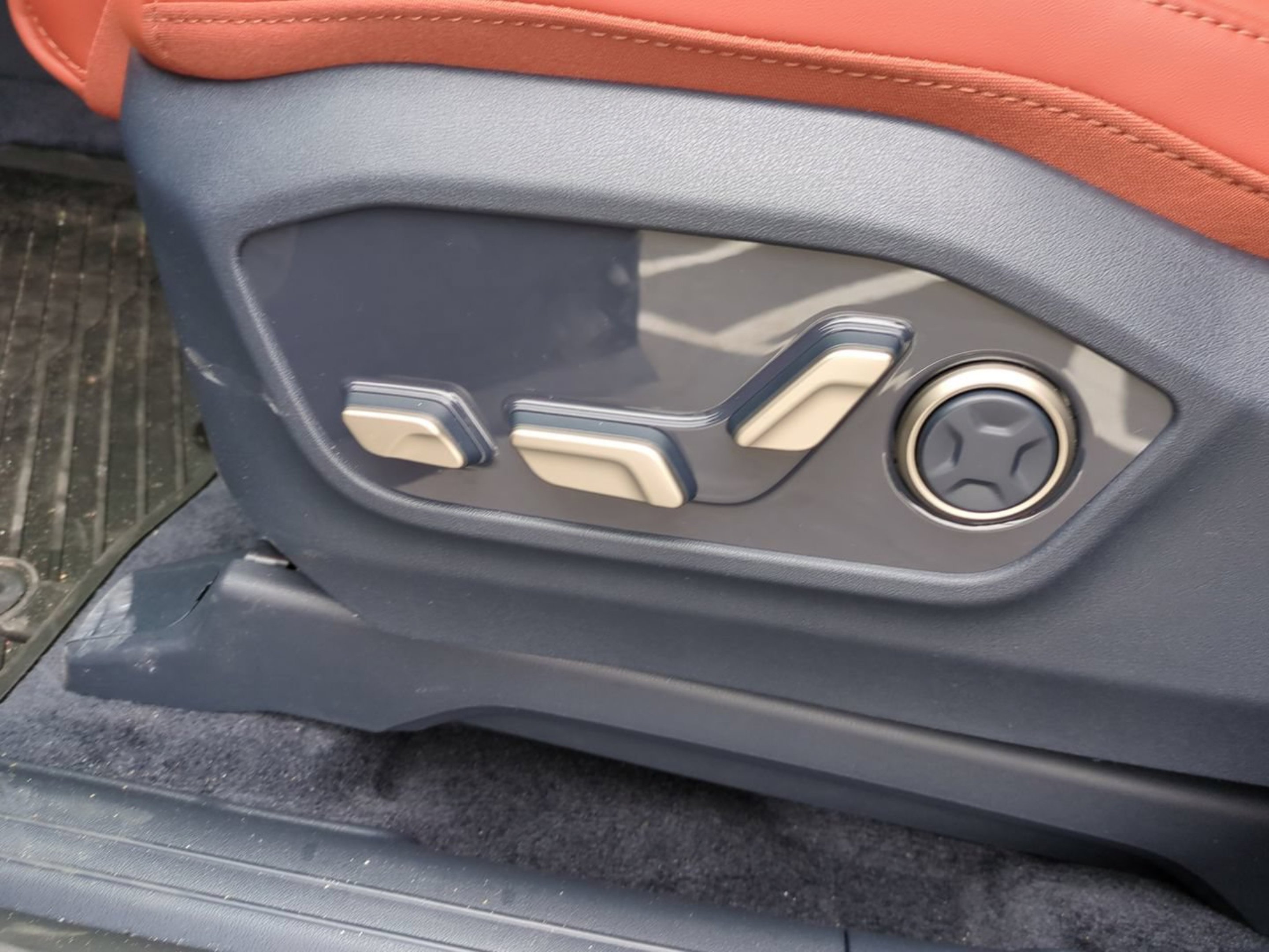 New 2027 Ebony Black Kia SX image 17