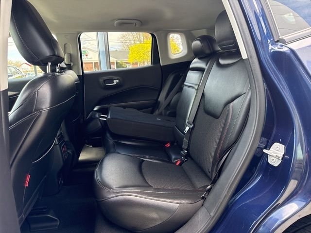 Used 2019 Blue Jeep Trailhawk image 11